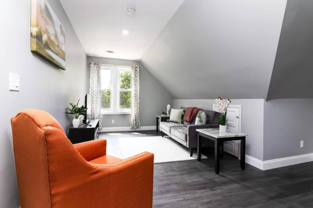Cozy Micro Apartment, Minutes From Falls Niagara Falls Exterior foto